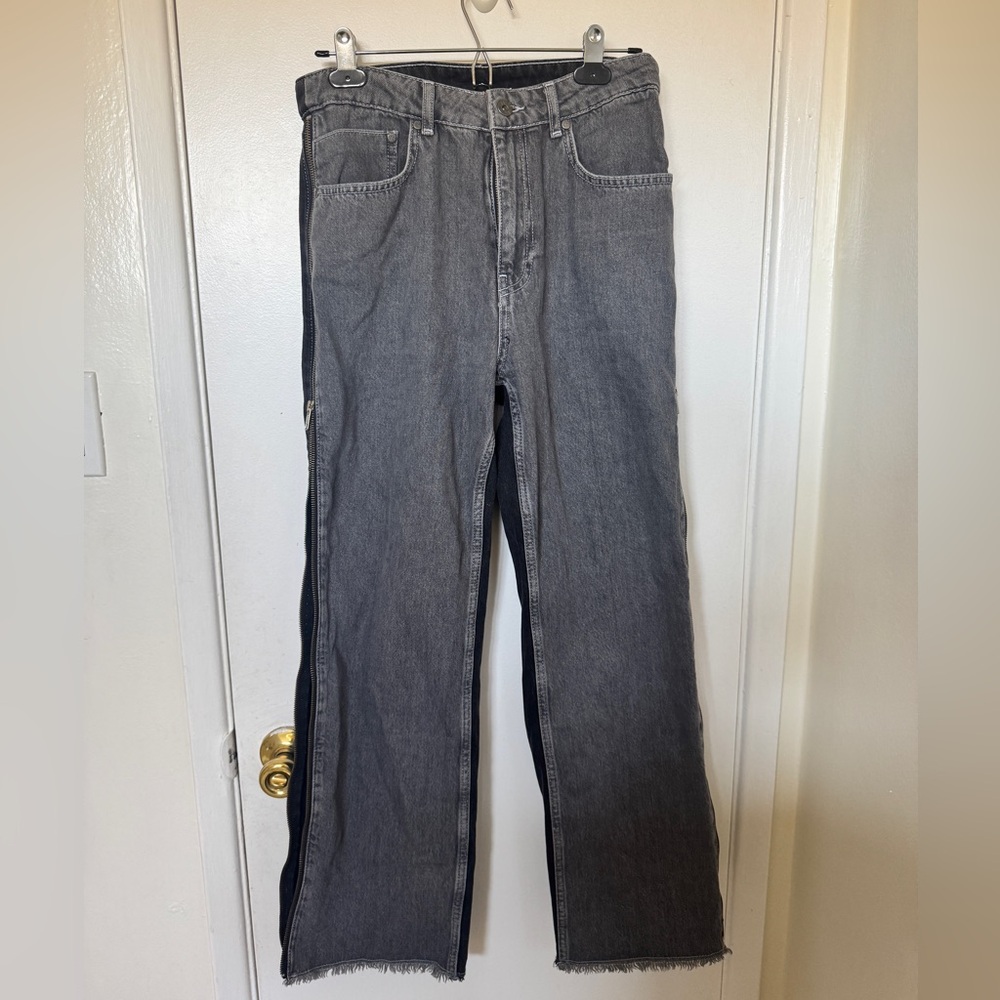 The Ragged Priest Two-Toned Black Denim Pants. Size 28.
